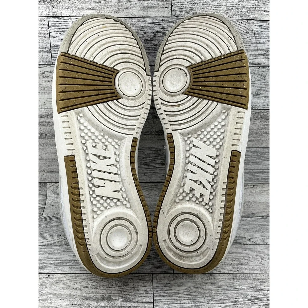 Nike Gamma Force‎ Shoes Womens Size 9 White Sail Gum Low Top Casual DX9016-101